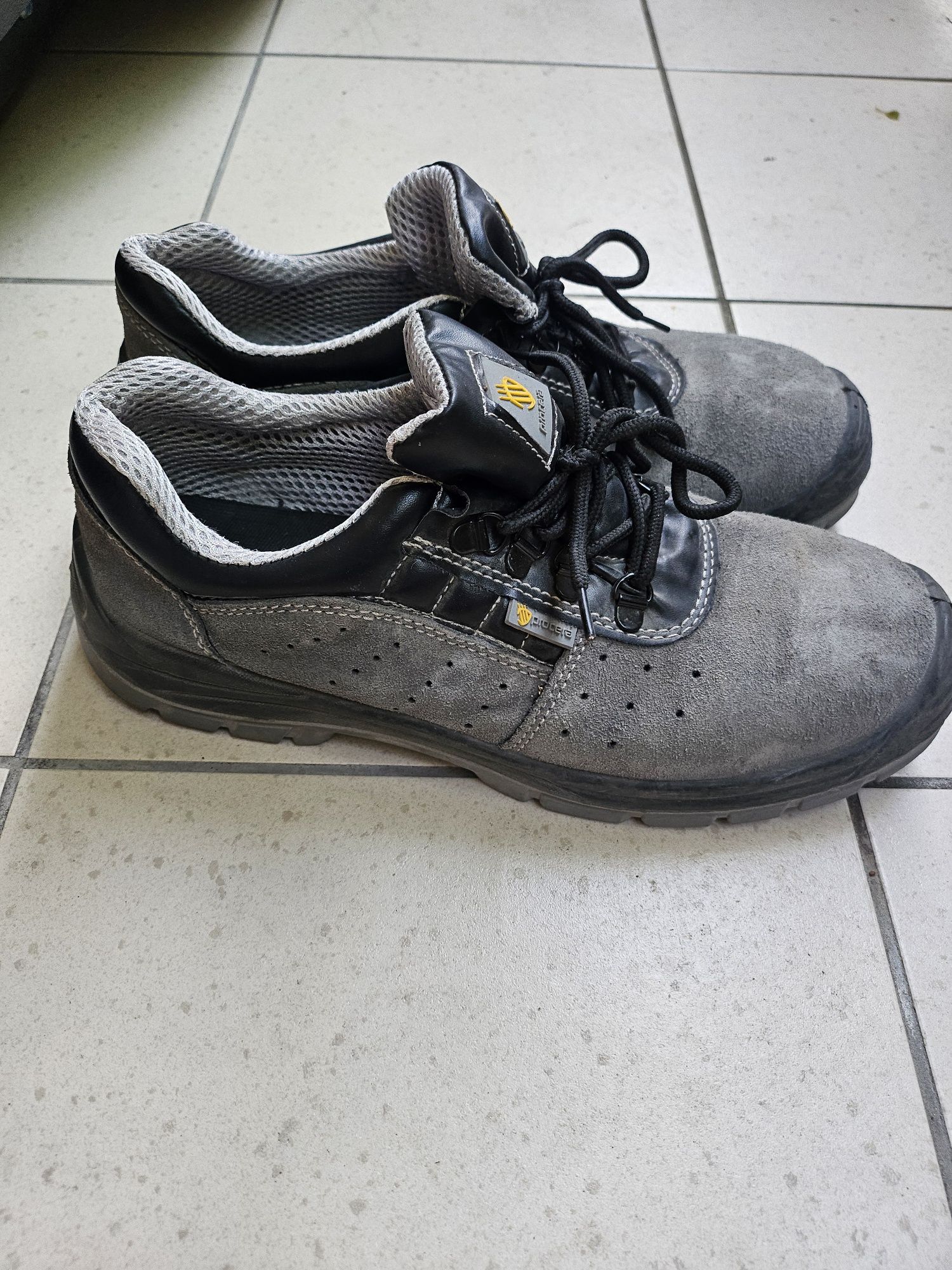 Buty robocze r.44