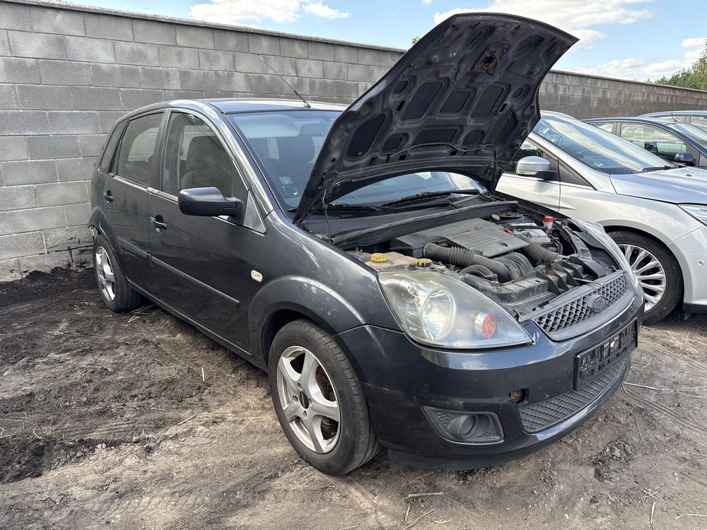 Авторозборка Форд Фієста мк6 запчастини