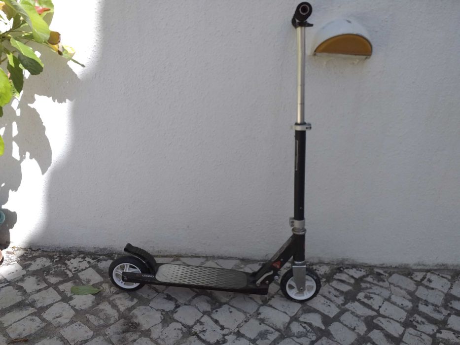 Trotinete OXELO.