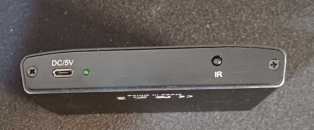 Comutador HDMI c/comando VWRHAR 4K 3-in-1