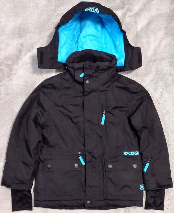 Kurtka zimowa z odpinanym kapturem KappAhl Woxo 720 EU 134 czarna