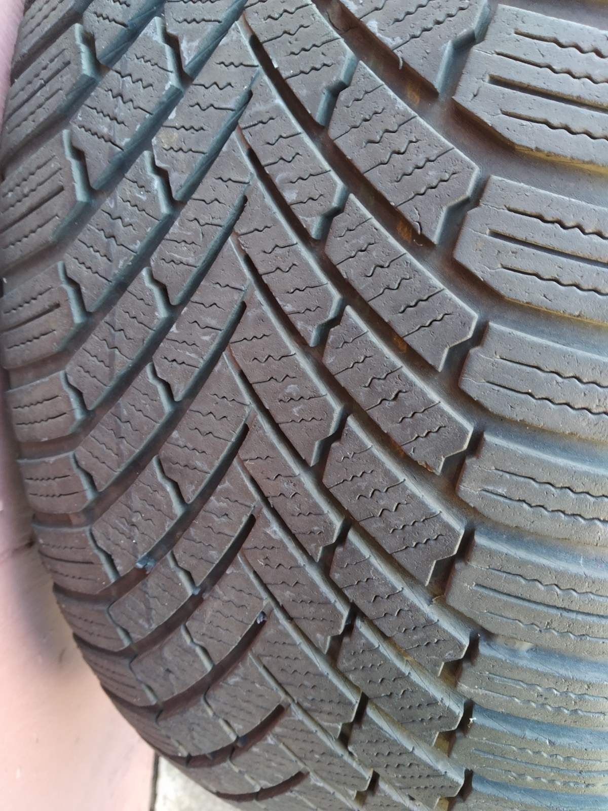 Шини Continental ContiWinterContact TS860 225/50 R17