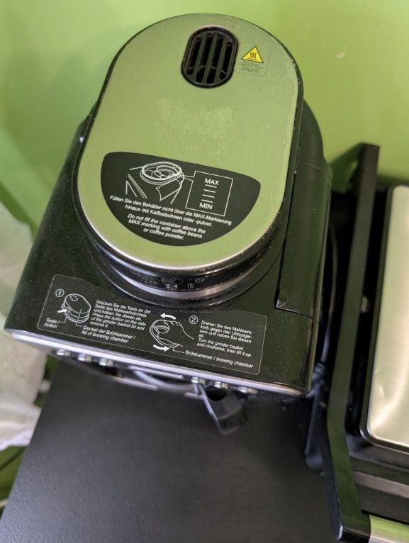 CASO COFFEE COMPACT ekspres do kawy z młynkiem