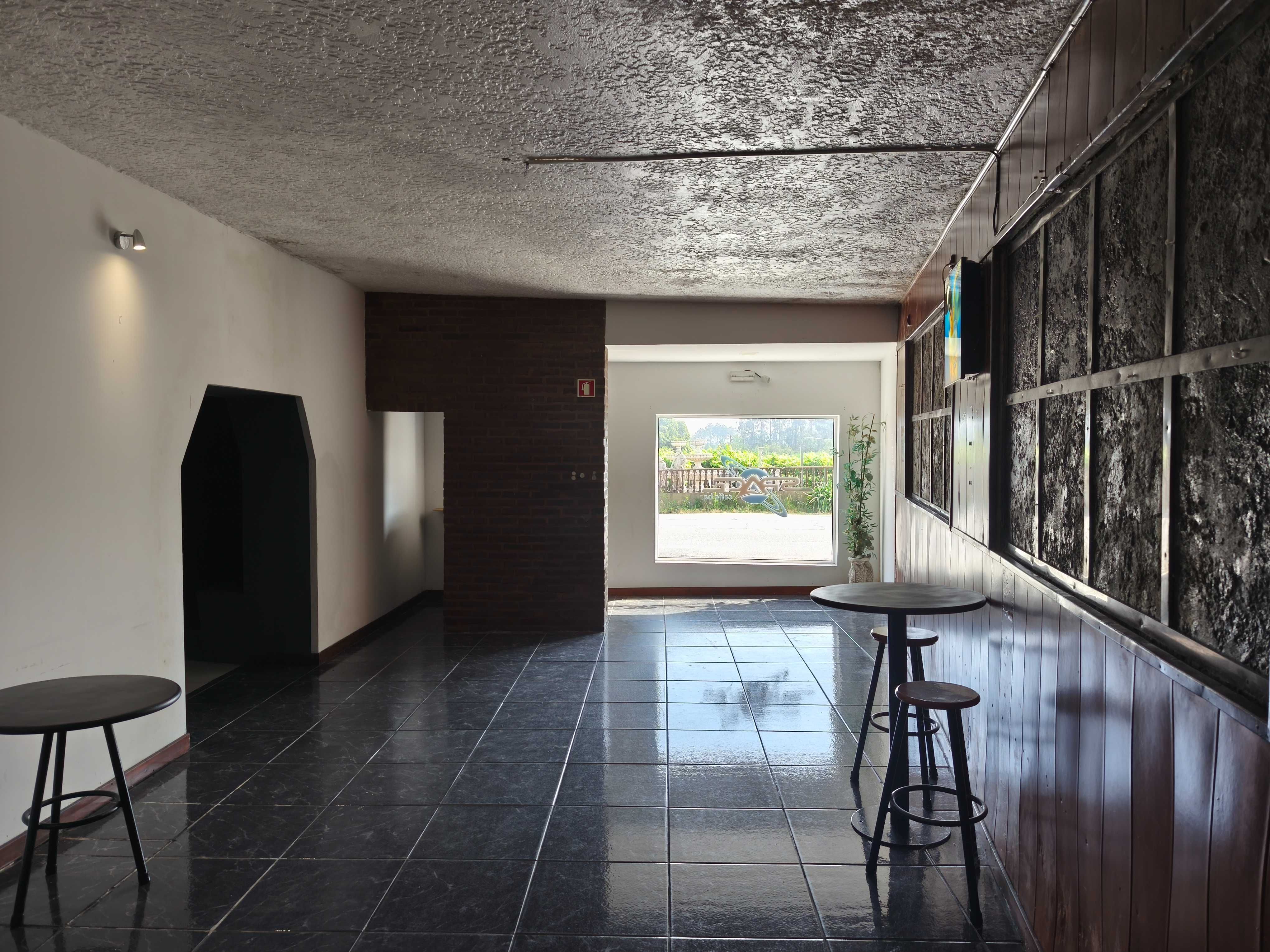 Arrenda-se Bar/Café