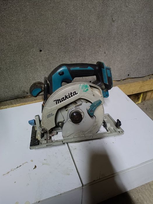 Piła pilarka tarczowa MAKITA 18V Stan BDB dewalt milwaukee hilti