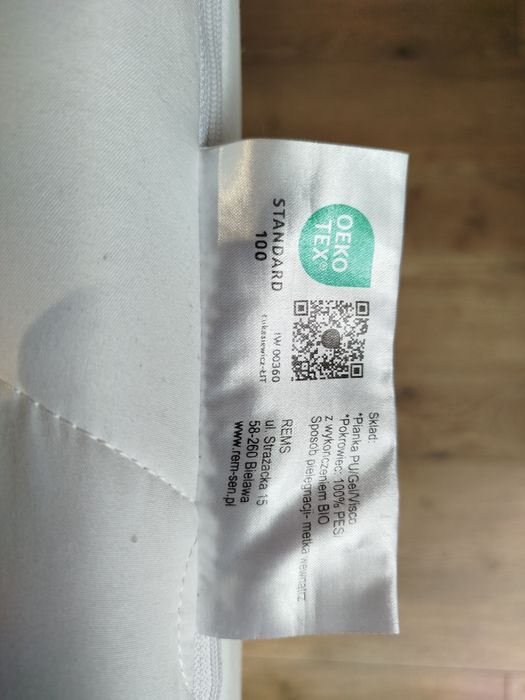 Materac z pokrowcem 190x90x9 tanio