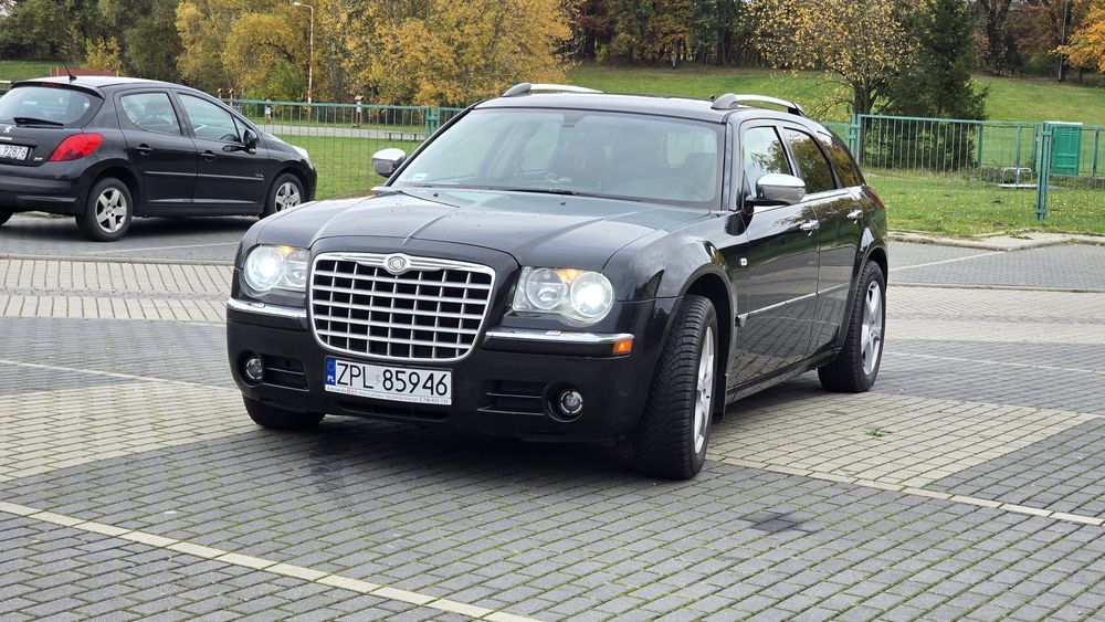 Chrysler 300c/3.5 V6/AWD/LPG
