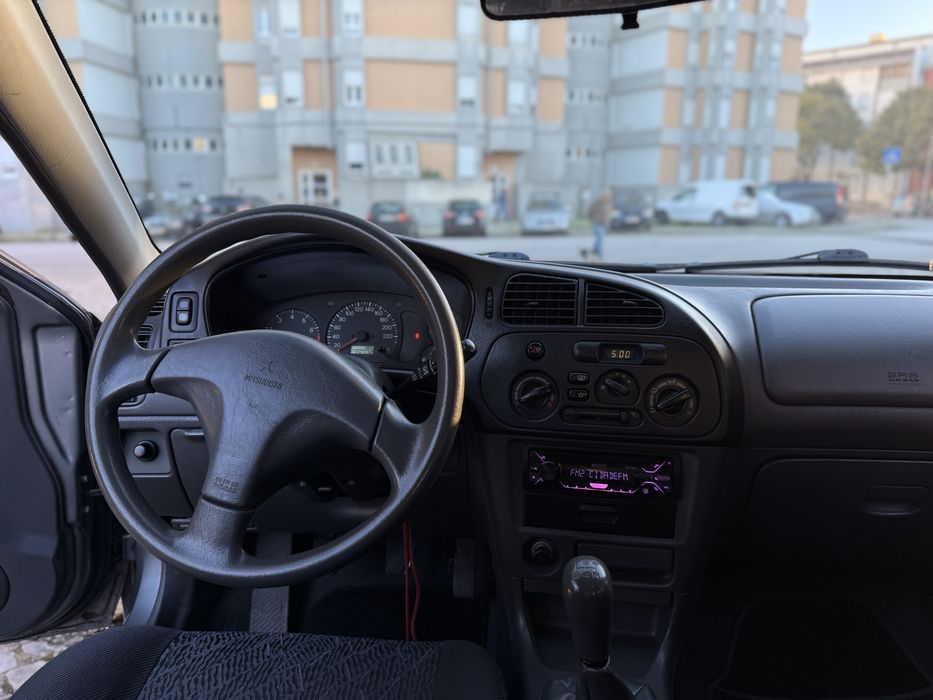 Mitsubishi Colt 1.6Glx 16v (raro)