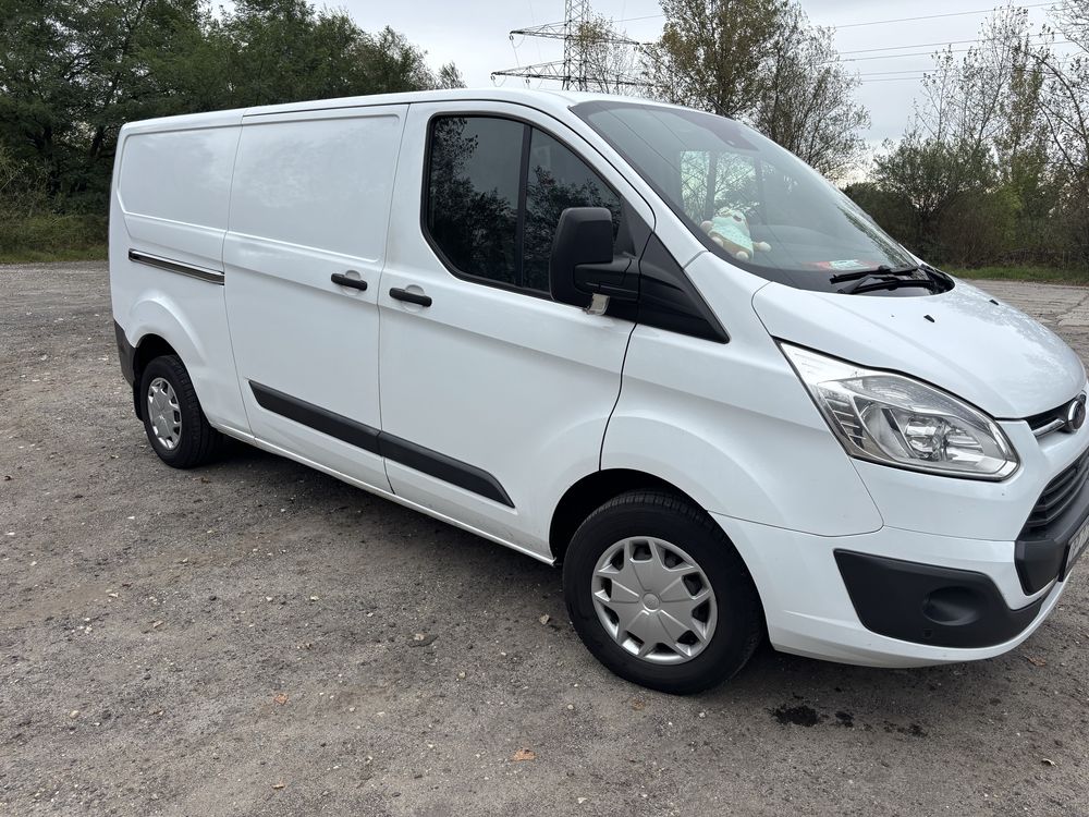 Ford transit custom L2H1 2.0 130km