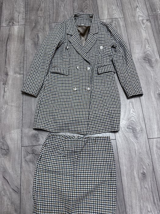 Плаття піджак і спідниця