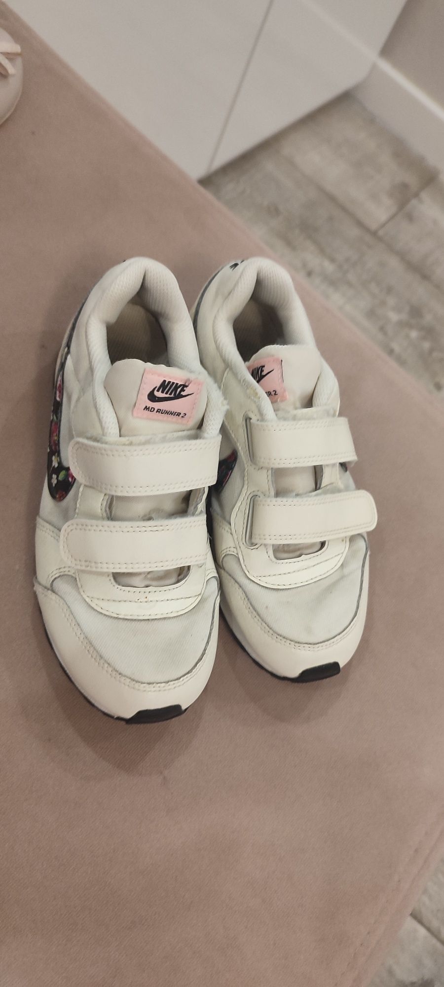 Adidasy Nike dziewczęce