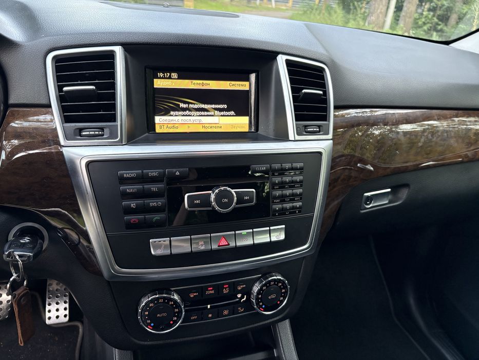 Mercedes benz ml250 2012