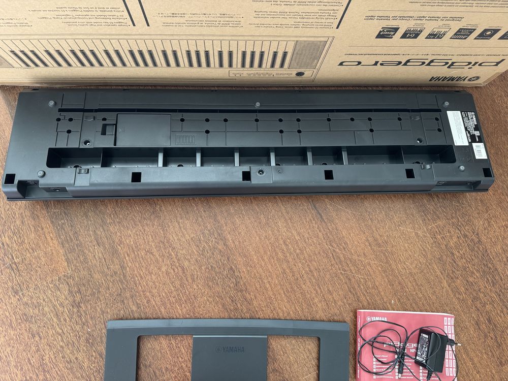 Teclado Yamaha NP-12B