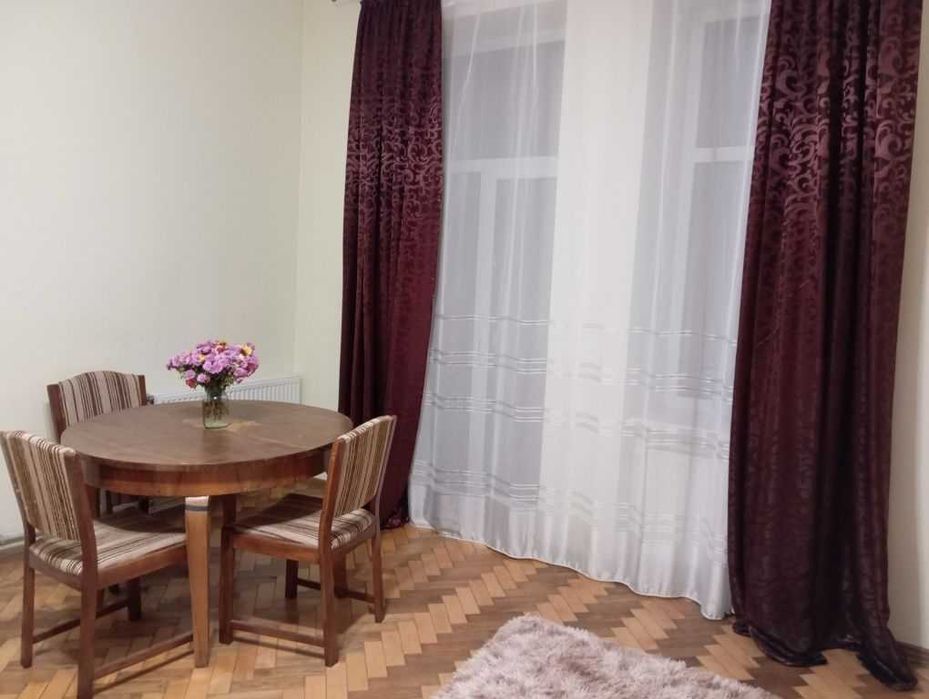 Здається 1-к квартира в ЦЕНТРІ на вул. Головацького