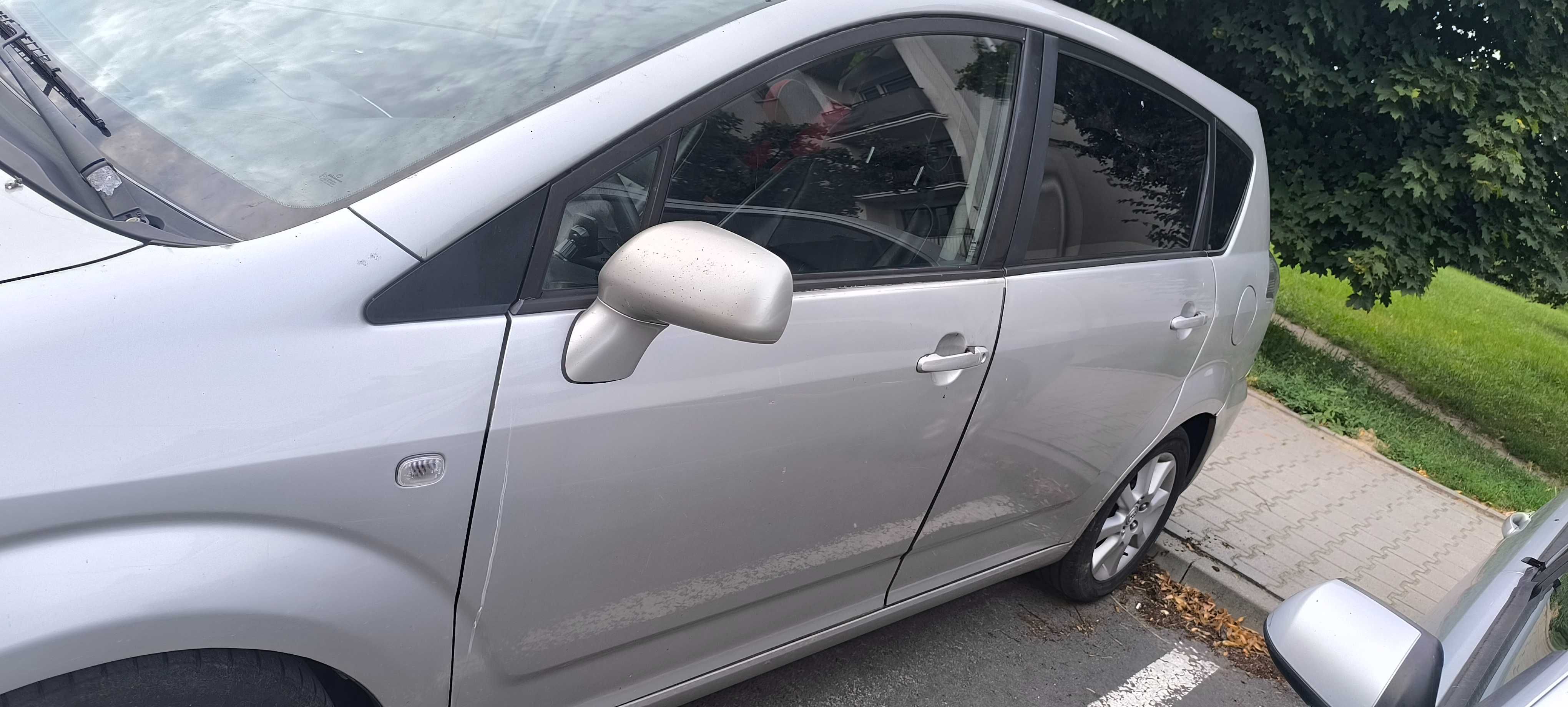 Toyota Corolla Verso 2007 2.2D4D Eden Park Skura