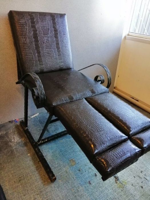 Кресло металлическое роскладное