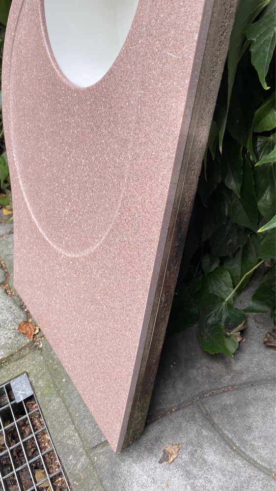 Umywalka okrągła podwójna z konglomeratu Corian podwójna, jak kamień