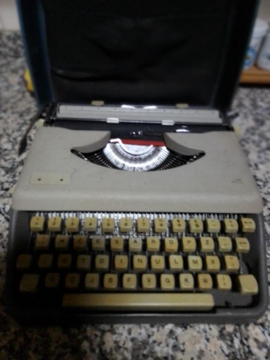 Máquina de escrever