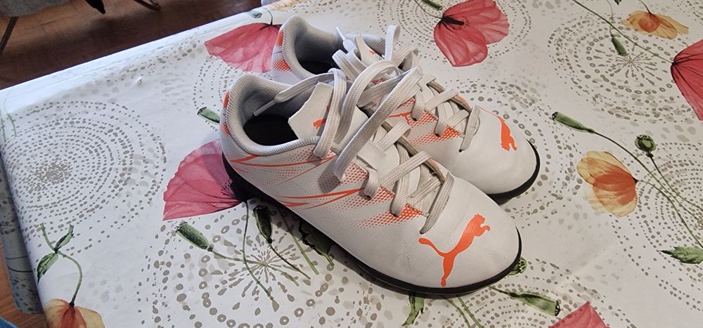 Chuteiras de futsal criança