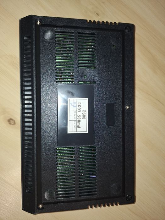 Konsola retro klon Atari 2600