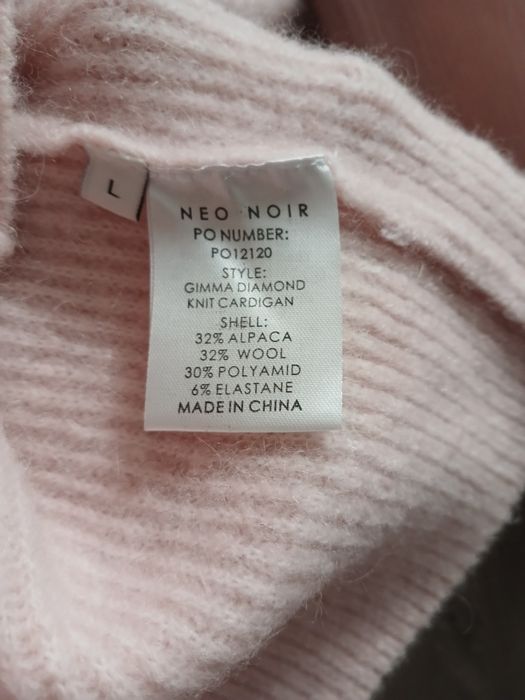 Кардиган р. L пудрового кольору