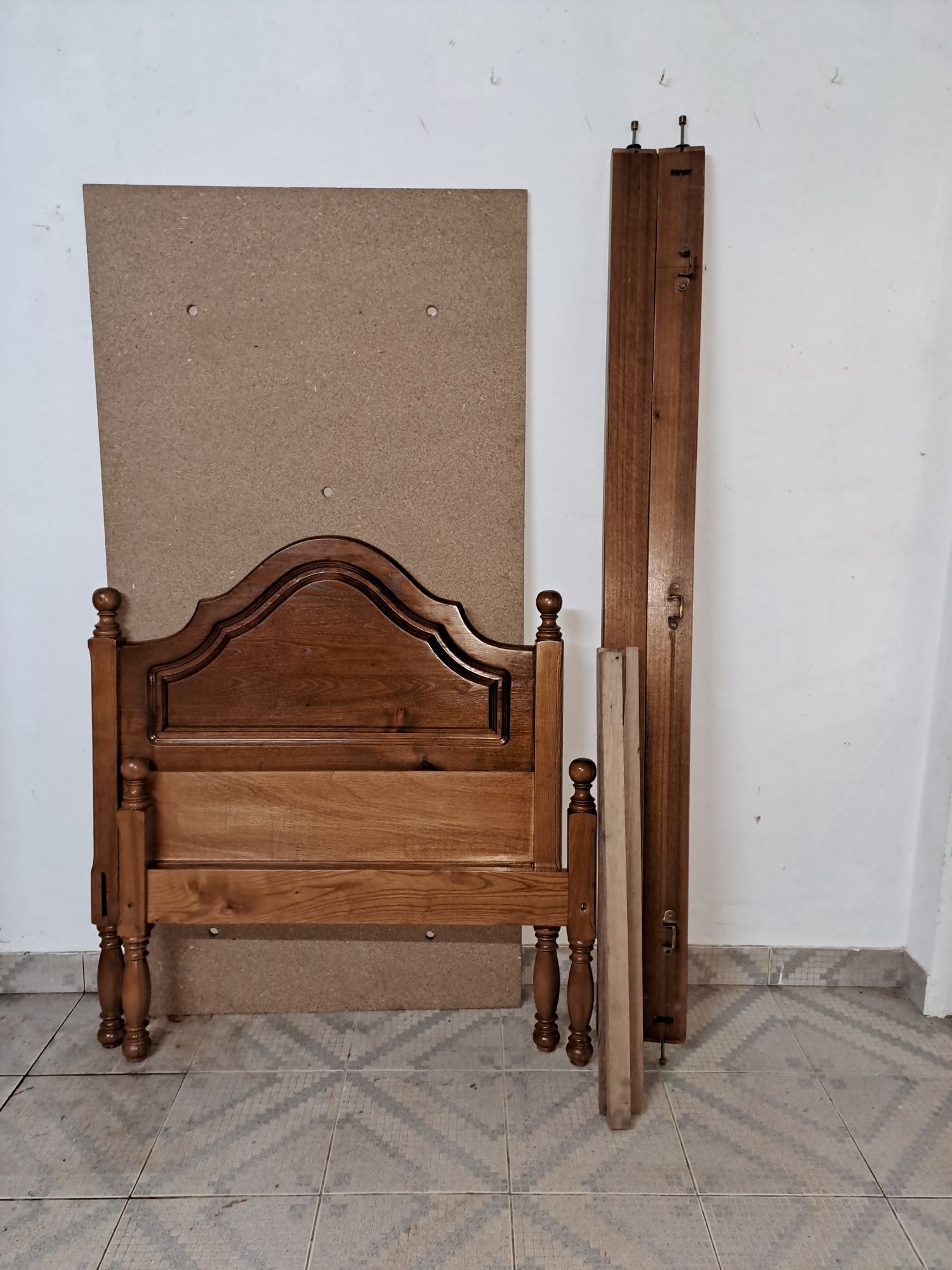 Cama de solteiro