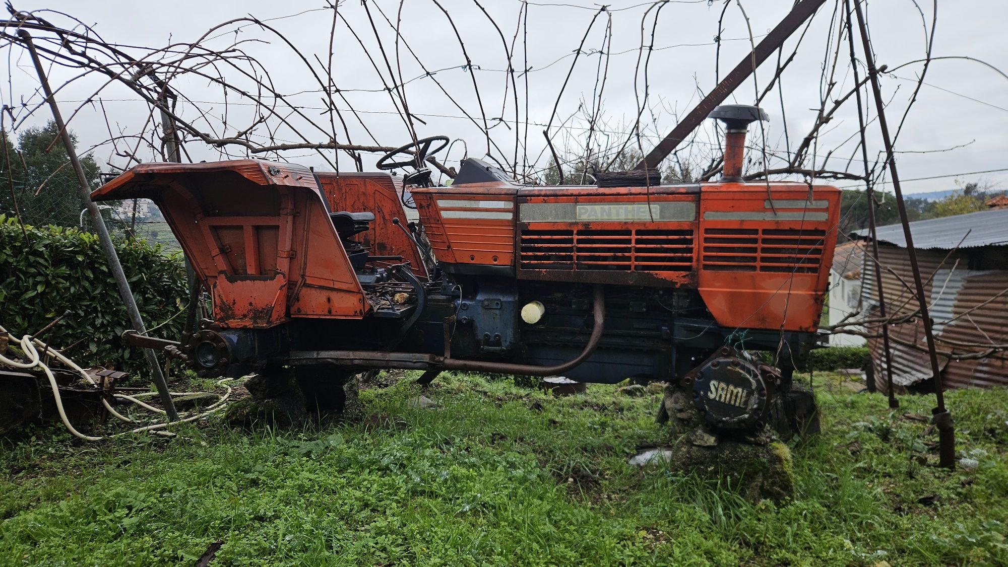 Trator same para peças ou sucata ou restauro