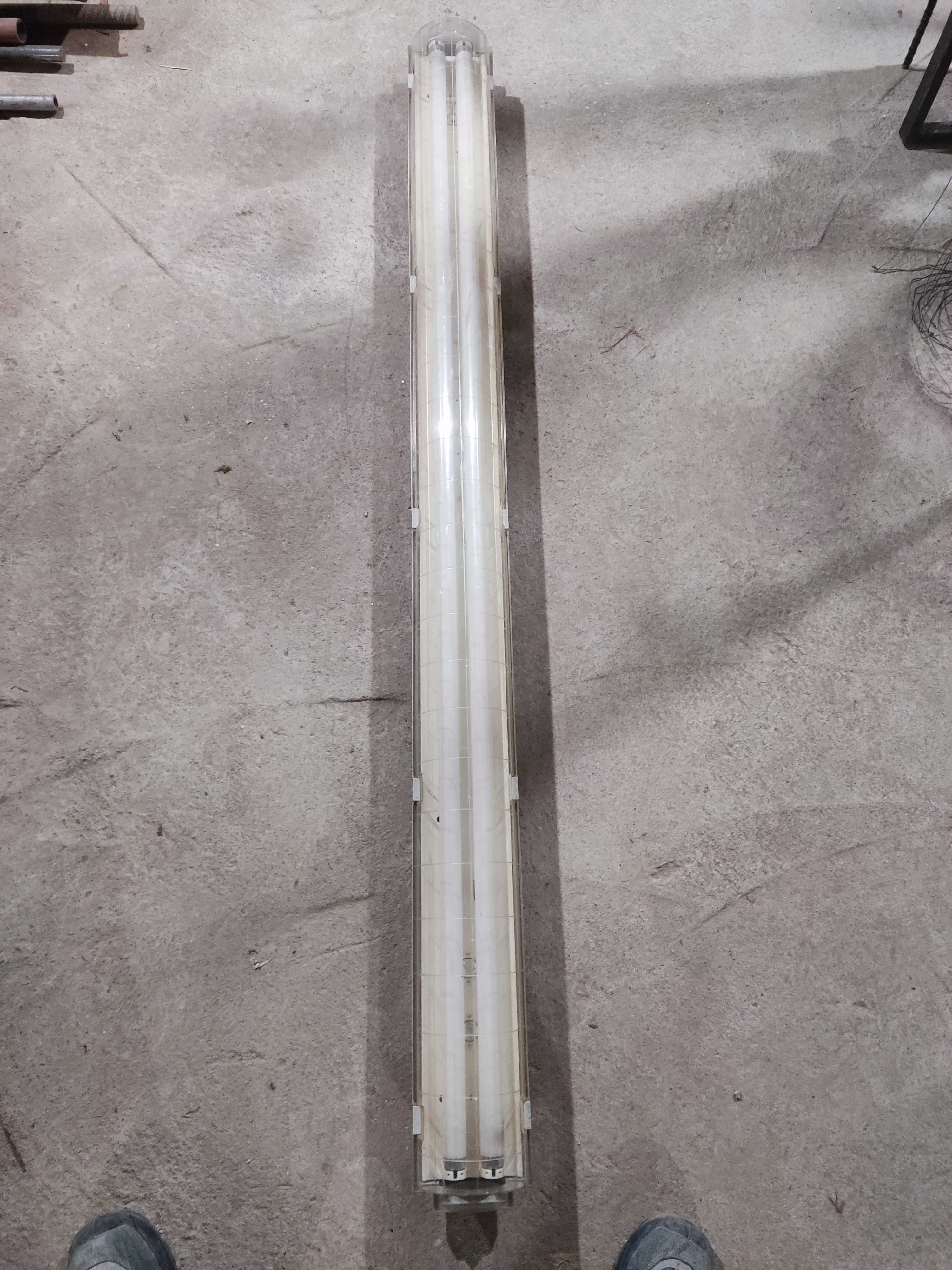 Lampy na świetlówki do garażu