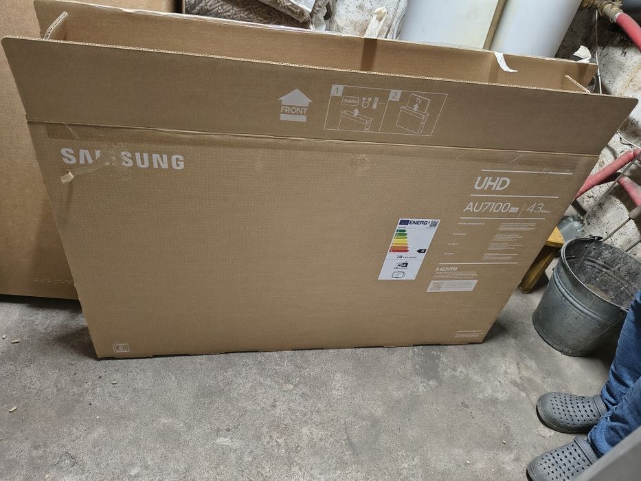 Sprzedam telewizor TV Samsung 43 cale