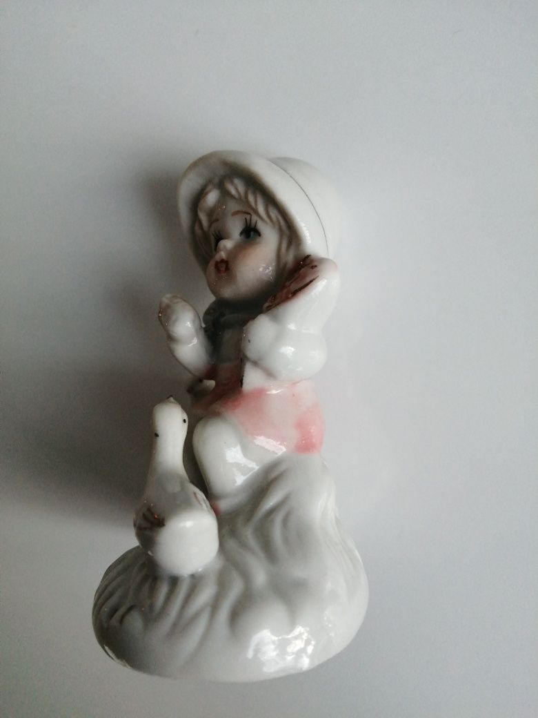 Pasterka gęsiarka figurka porcelana PRL