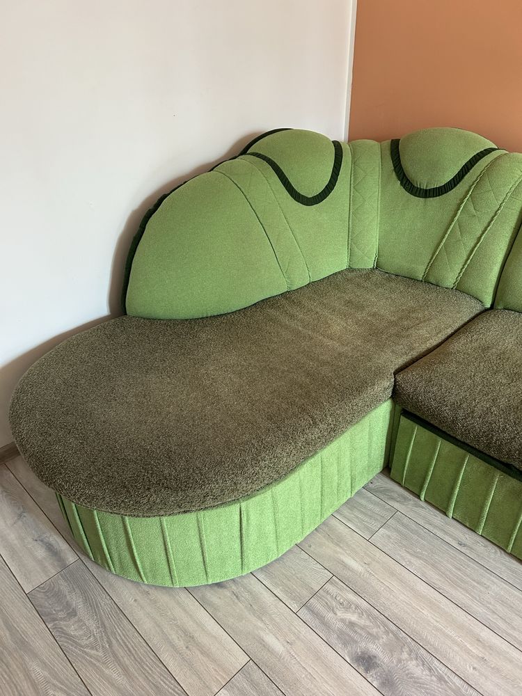 Продам розкладний диван