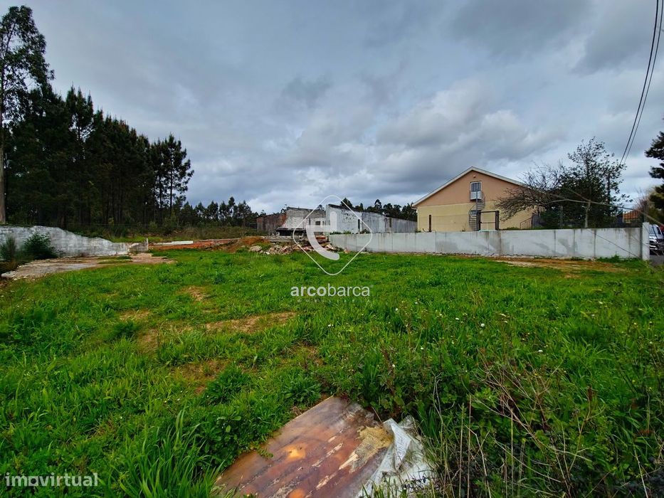 Terreno Urbano com Projecto aprovado para Nova Moradia T2 -149m2 + Ane
