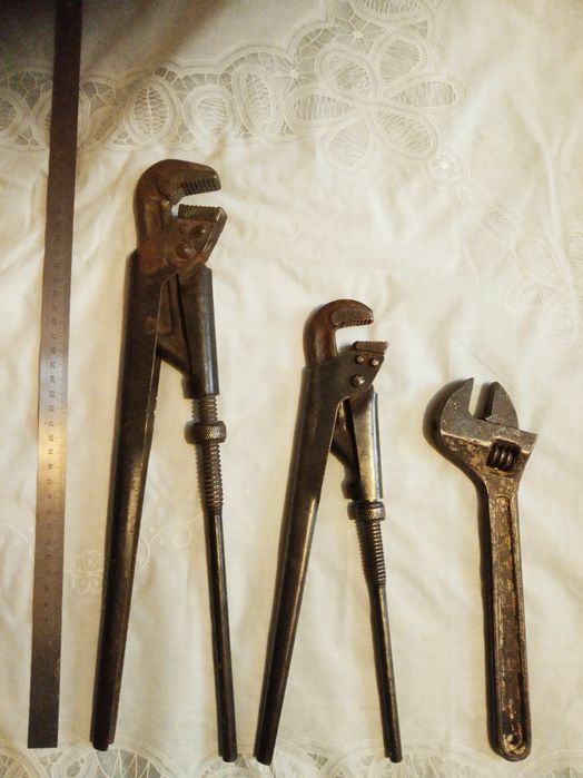 Разводные ключи,