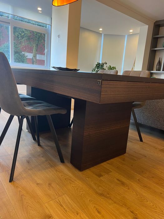 Mesa de jantar Las Kasas madeira 2,00 x 1,20 extensível ate 3,00x120