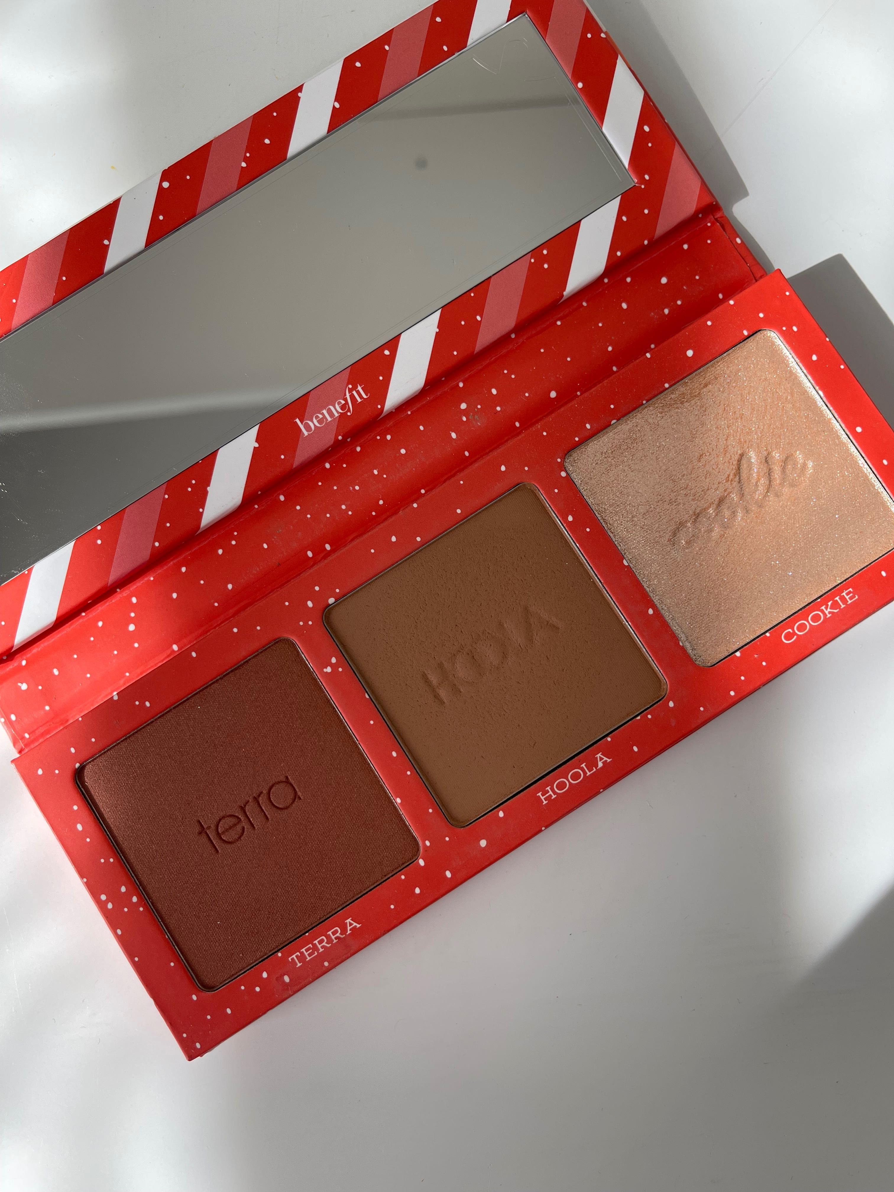 Benefit Hoola cookie i terra - paleta limitowana