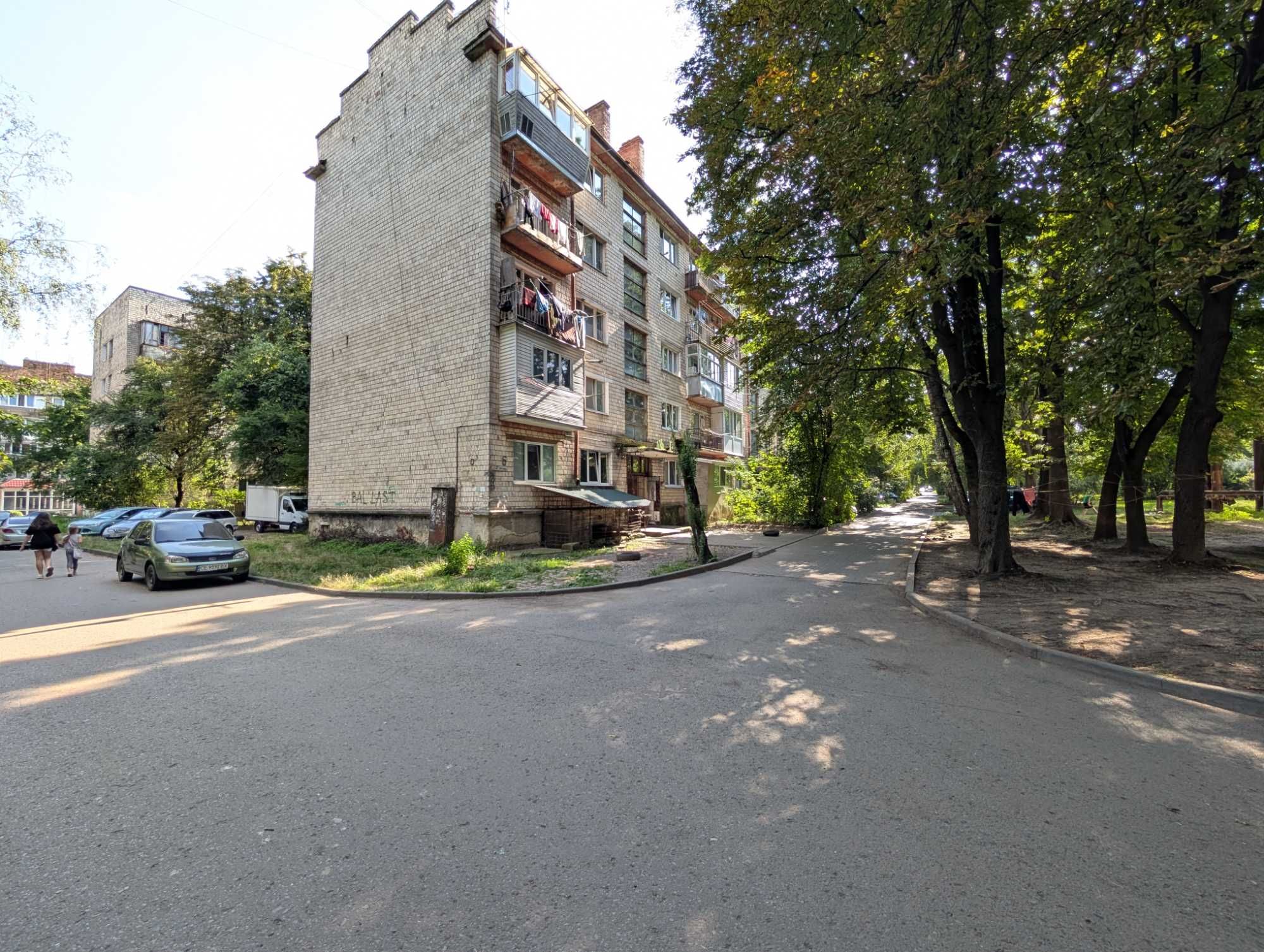 3-кімн київка, вул. Полетаєва