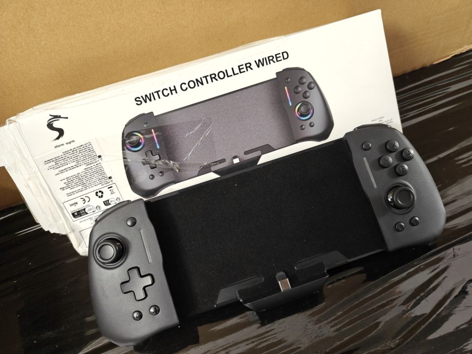 Kontroler do konsoli Nintendo Switch.