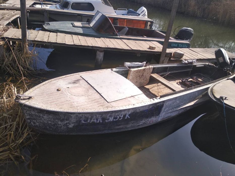 Продам лодку  Южанка з мотором suzuki 15 2t