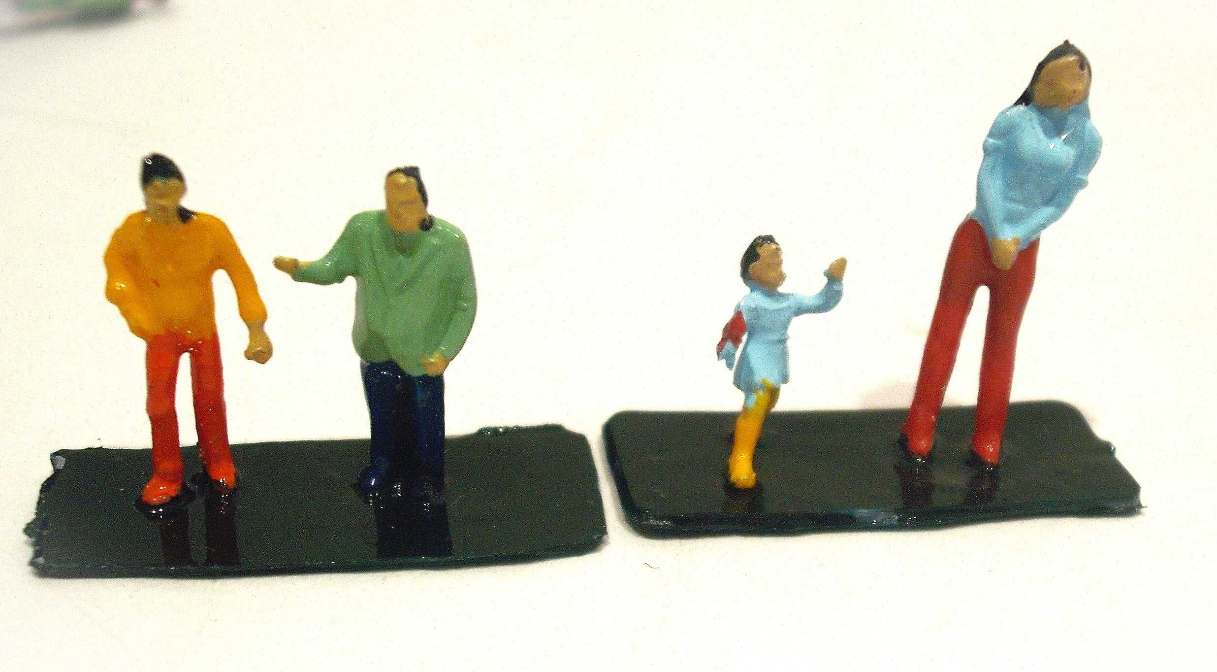 16 Figuras HO antigas