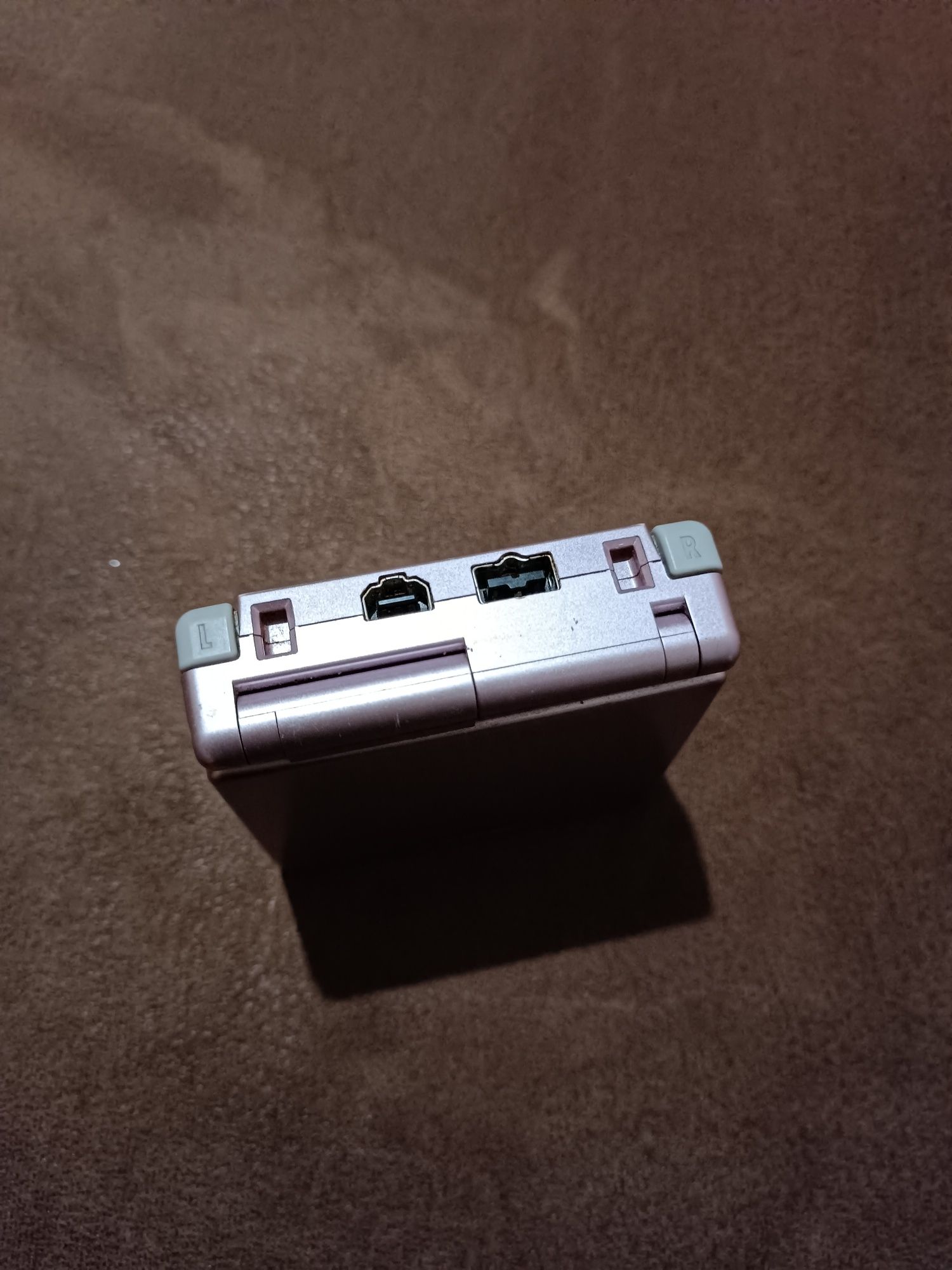 Nintendo Game Boy Advance SP.