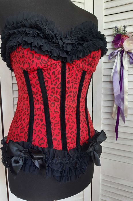 Красно черный структурный корсет рюши банты леопардовый принт coquette