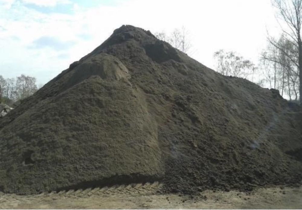 ZIEMIA ogrodowa. humus, przesiewana