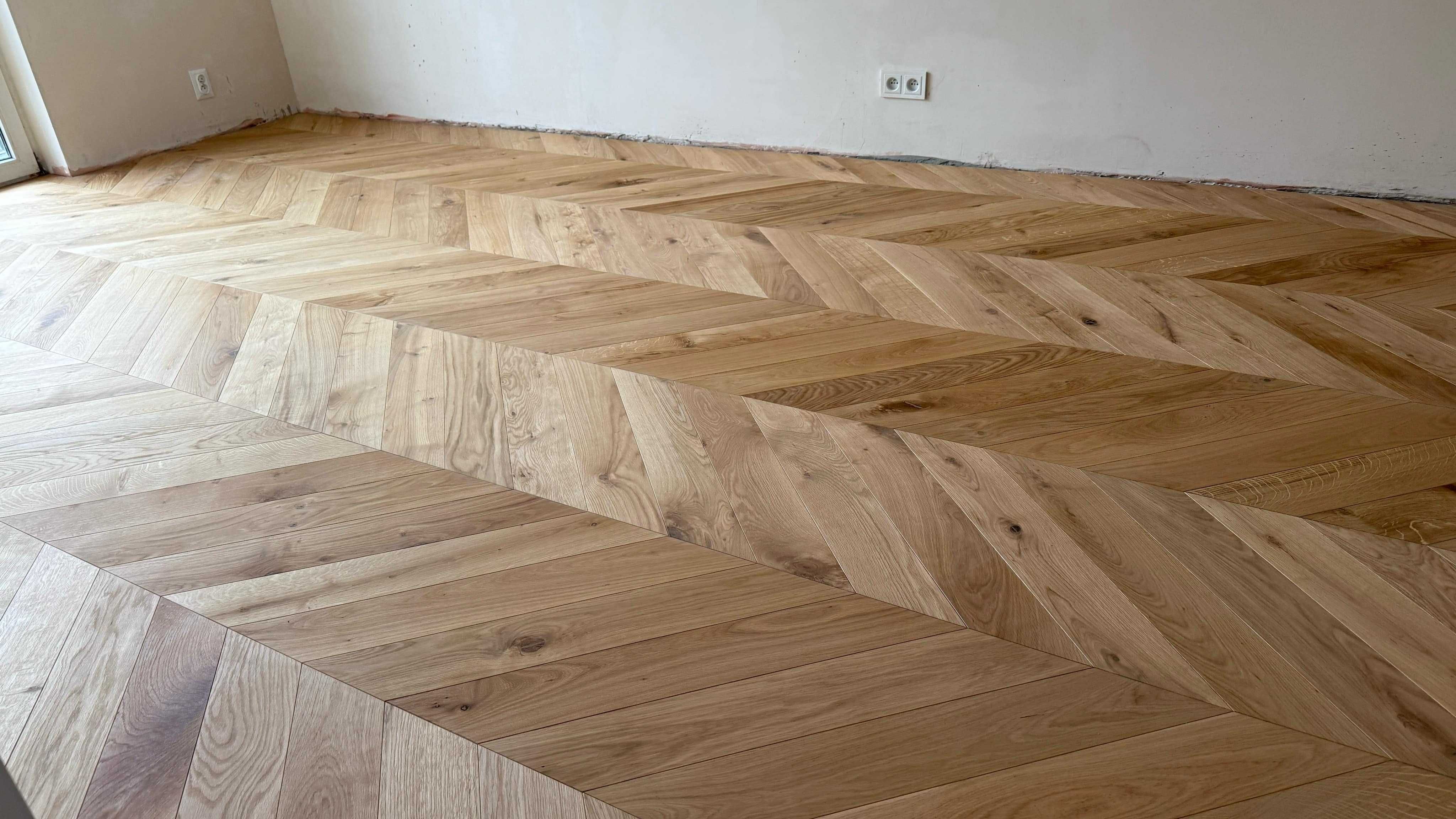 Jodełka francuska dąb olejowana fazowana 12x120x680 HIT!!