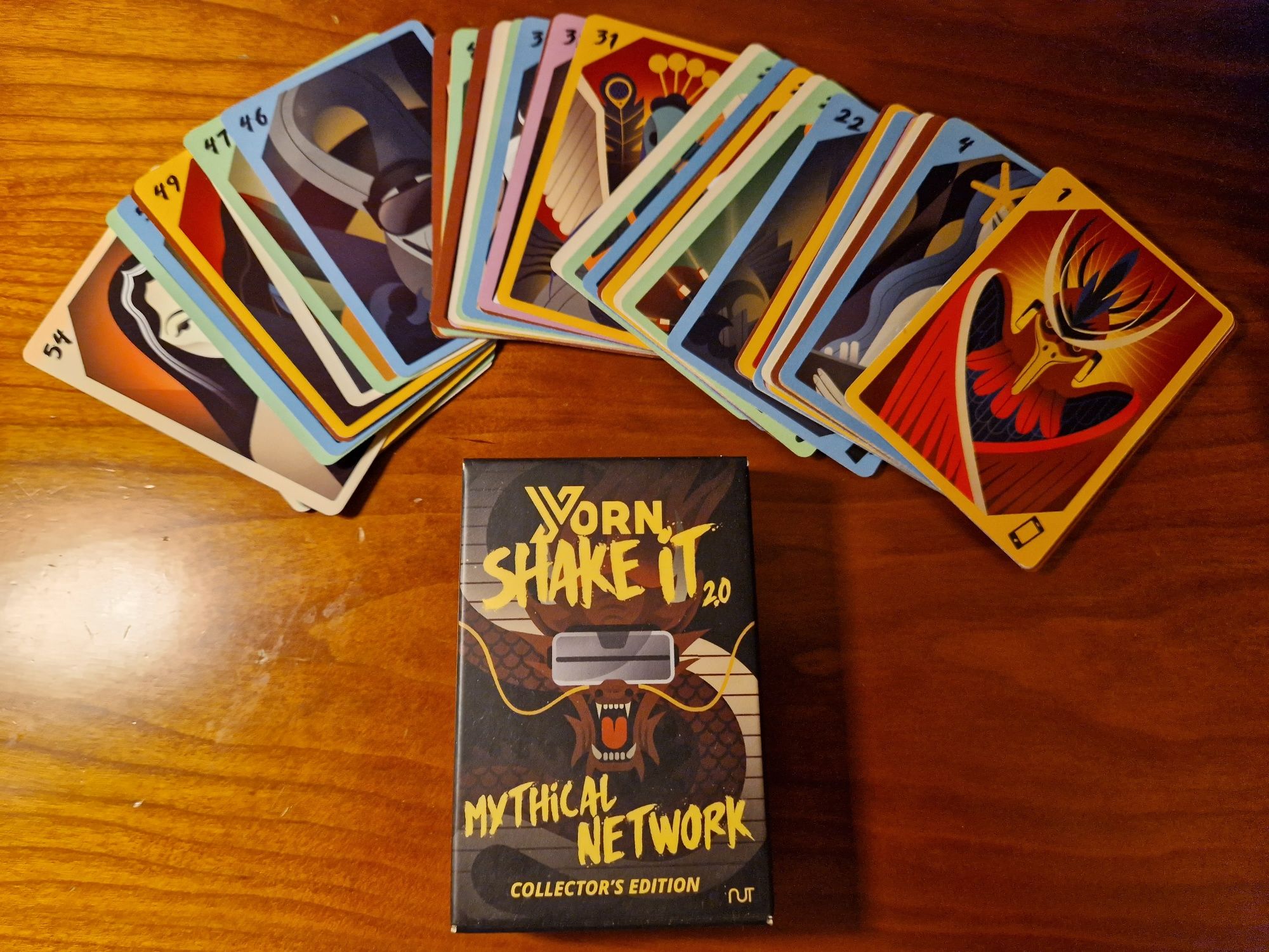 Cartas Yorn Shake It 2.0 Mythical Network Collector's Edition