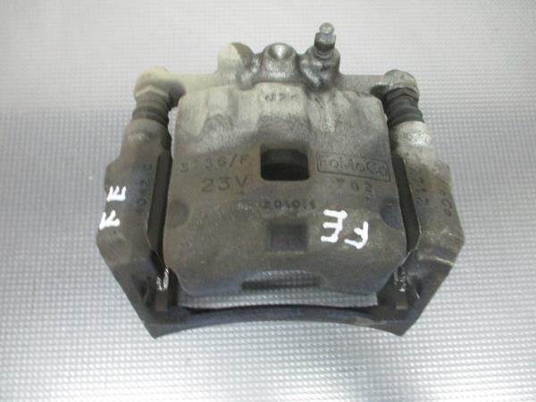 Pinça travão / maxila de travão frente esquerda FORD Fiesta VI (CB1, C