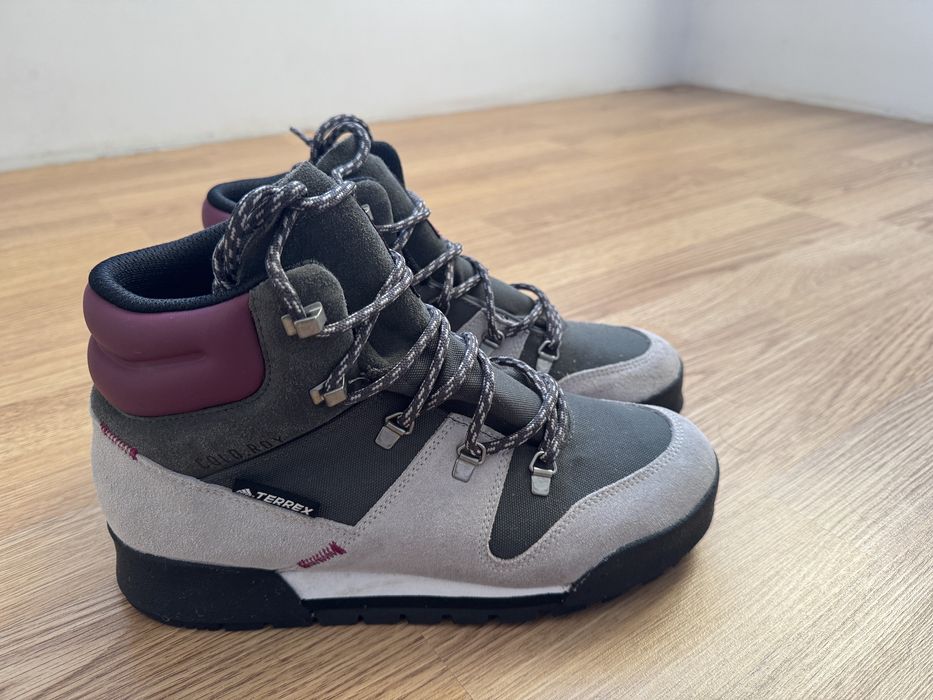 Ботинки для хайкинга Adidas Terrex Snowpitch