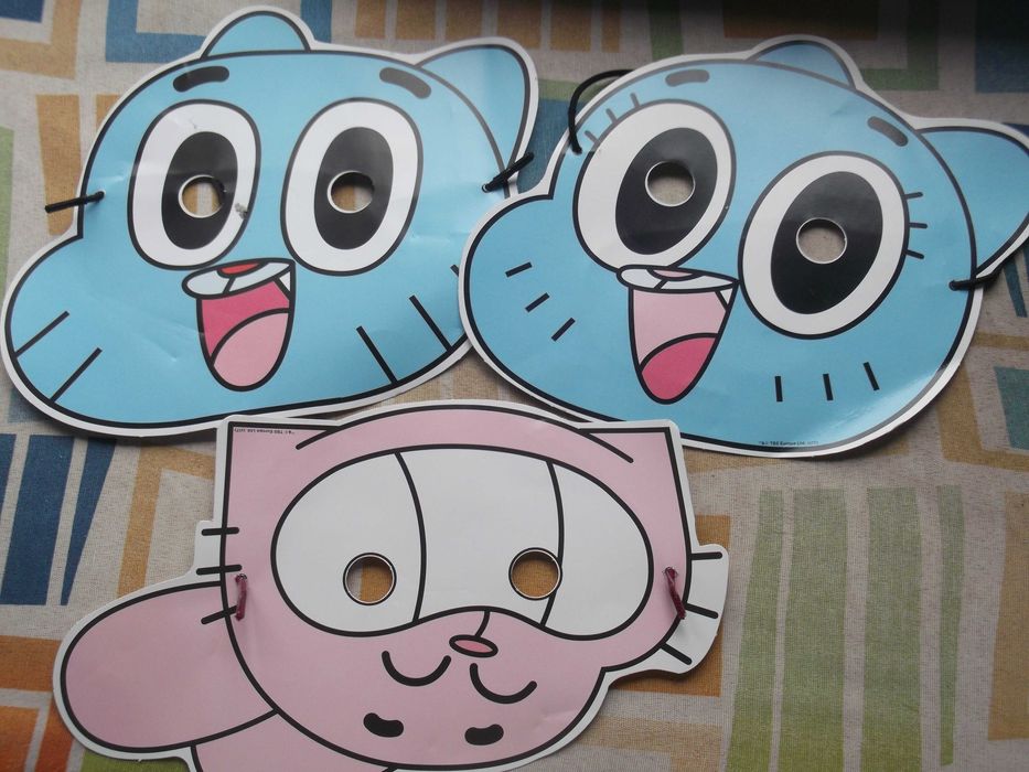 Vários artigo de livros e revista e jogos