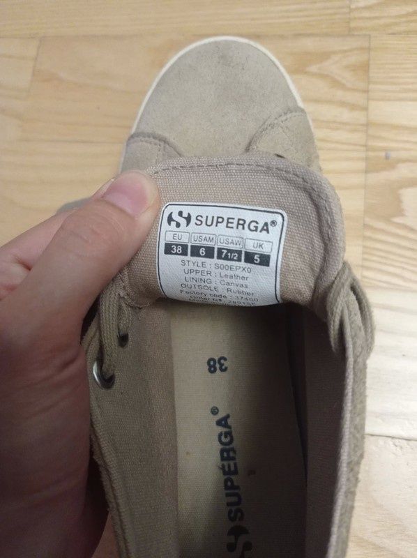 Skórzane zamszowe trampki do kostki Superga 38