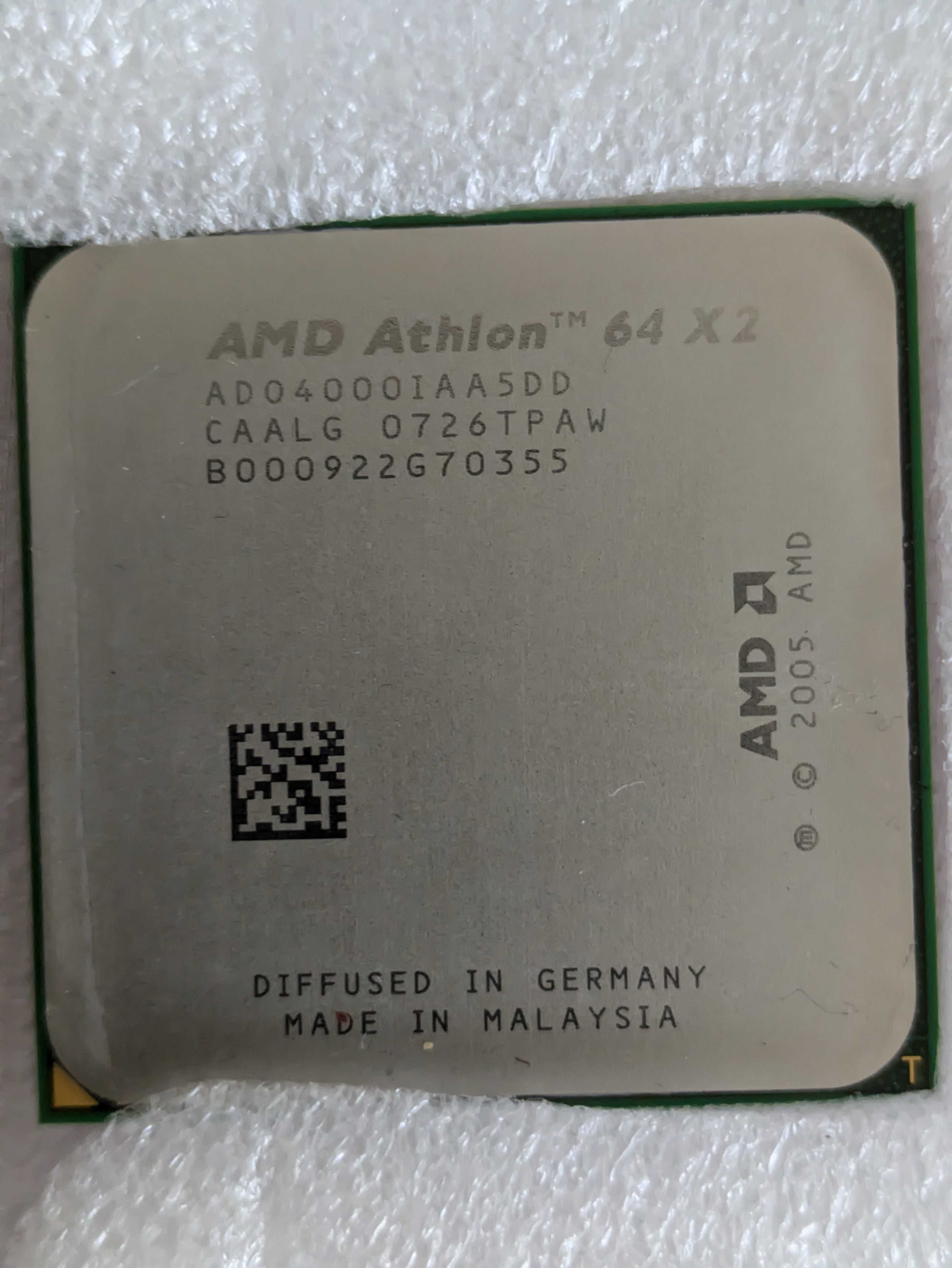 Процесор AMD Athlon 64 X2 4000+, 2 x 2,70 ГГц, 2 x 1 МБ AM2