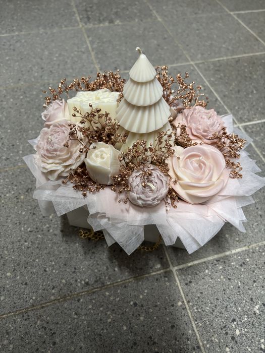 Flower Box świąteczny ze świec sojowych